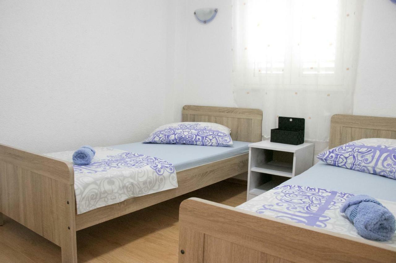 Apartment Lorena Sevid Buitenkant foto